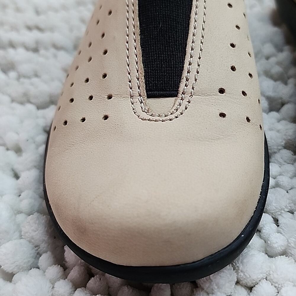 CLARKS COLLECTION NEW CUSHION ELASTIC LOAFERS TAN… - image 6